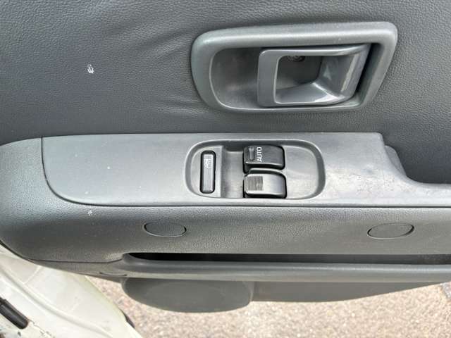 Daihatsu Hijet Deck Van 10