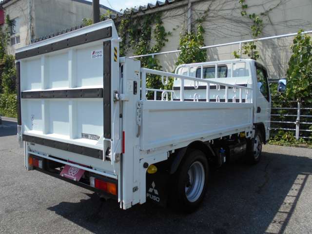 Mitsubishi Fuso Canter 7