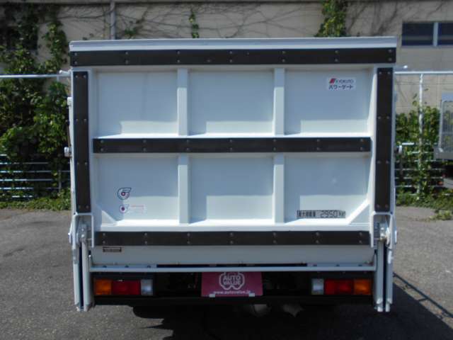 Mitsubishi Fuso Canter 8