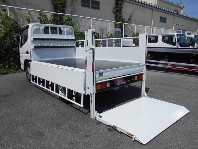 Mitsubishi Fuso Canter 10