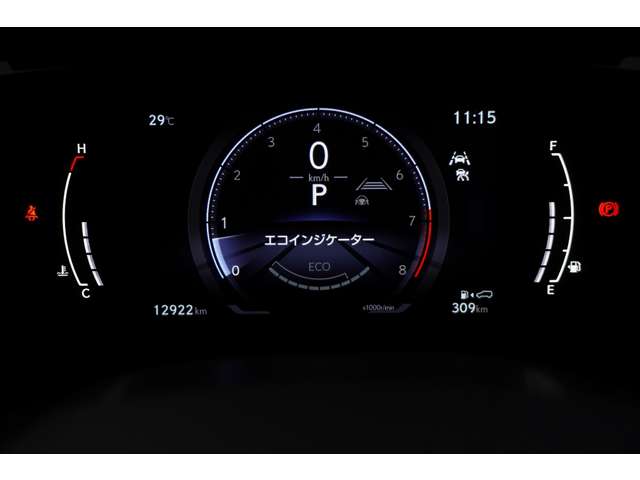 Lexus NX 11