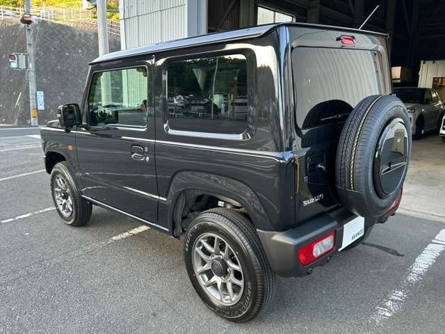 Suzuki Jimny 4