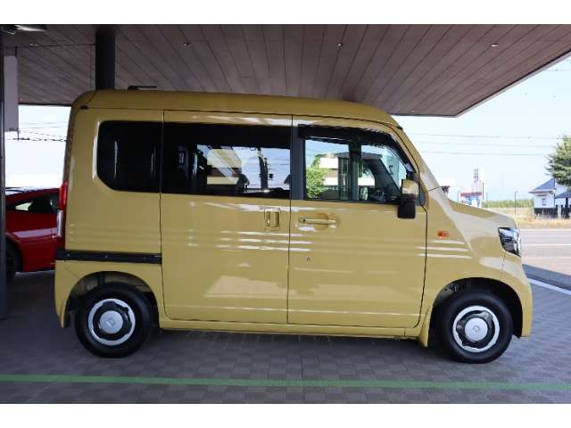 Honda N-VAN 8