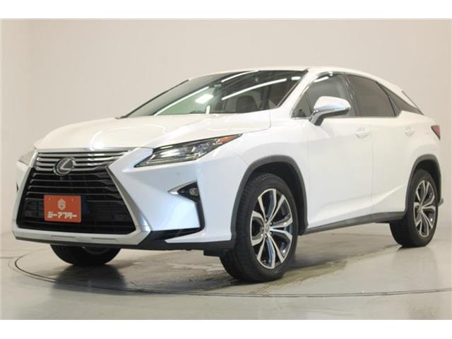 Lexus RX 9