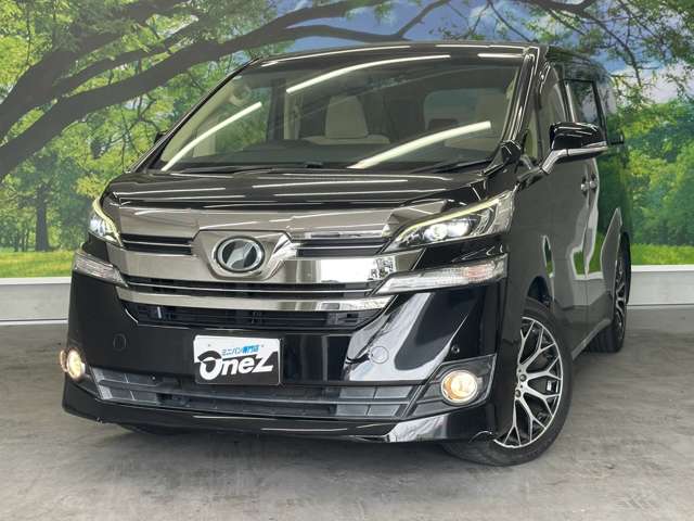Toyota Vellfire 4