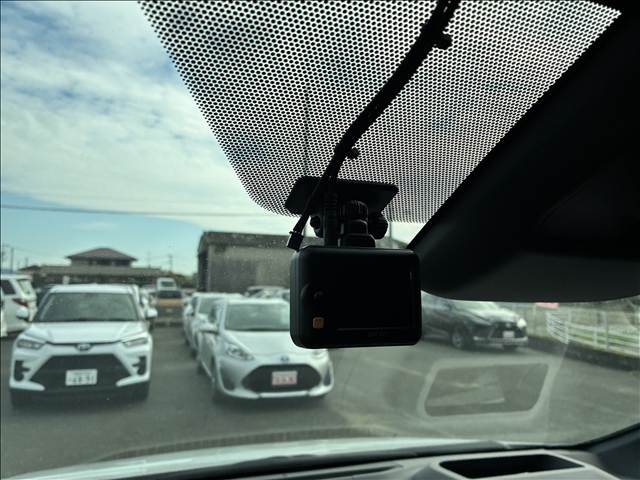 Toyota Alphard 12