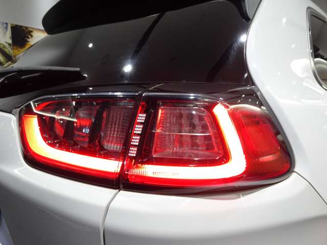 Jeep Cherokee 12