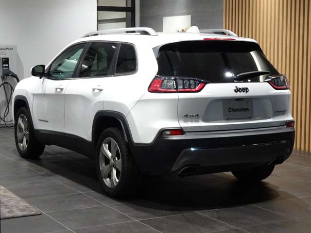 Jeep Cherokee 5