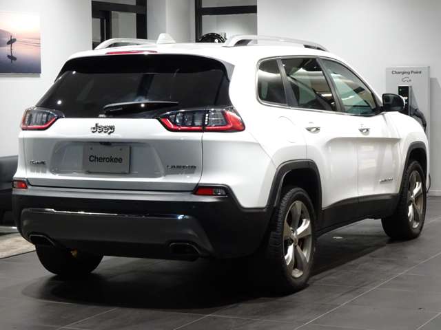 Jeep Cherokee 7
