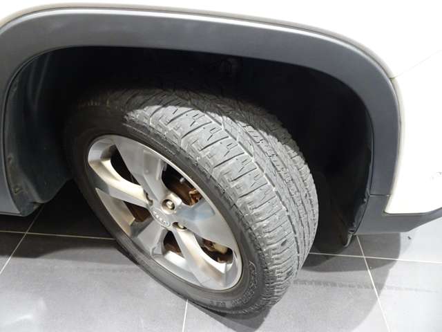 Jeep Cherokee 9