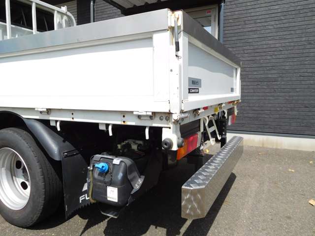 Mitsubishi Fuso Canter 11