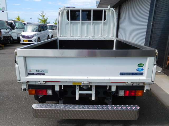 Mitsubishi Fuso Canter 6