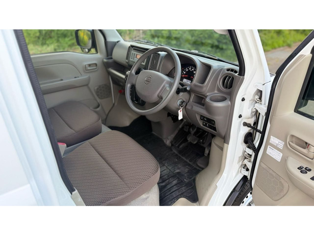 Nissan NV100 Clipper 3