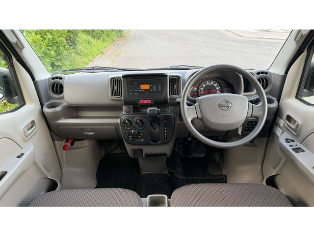 Nissan NV100 Clipper 4