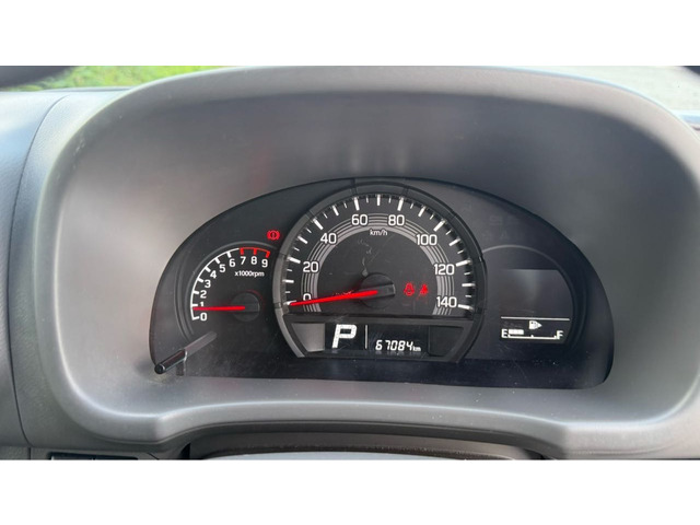 Nissan NV100 Clipper 5