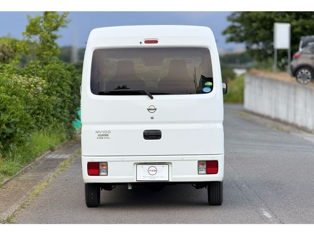 Nissan NV100 Clipper 9