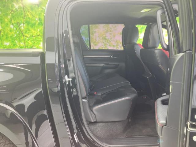 Toyota Hilux 7