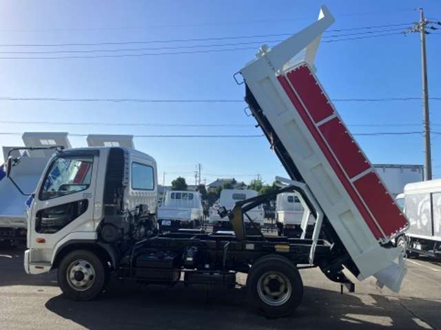 Mitsubishi Fuso Fighter 6