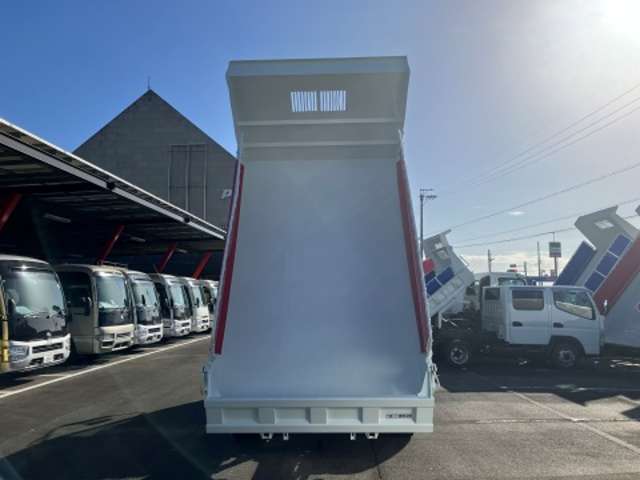 Mitsubishi Fuso Fighter 7
