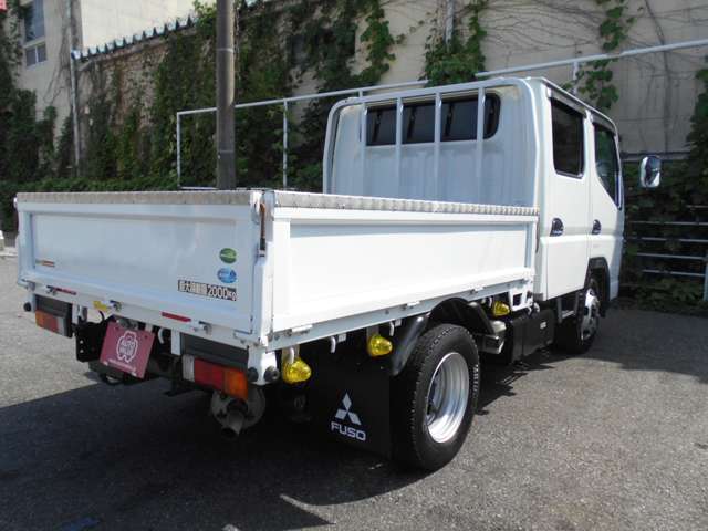 Mitsubishi Fuso Canter 6