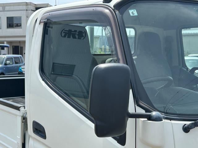 Hino Dutro 6