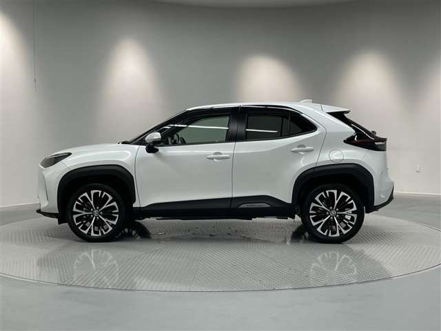 Toyota Yaris Cross 8
