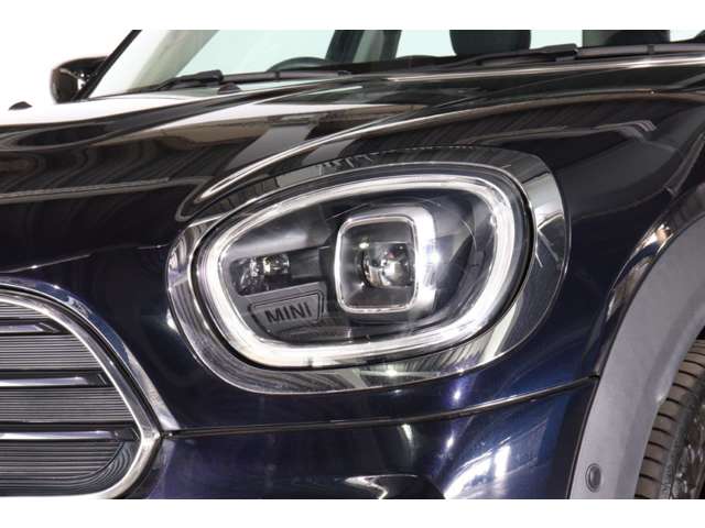 MINI Crossover 5