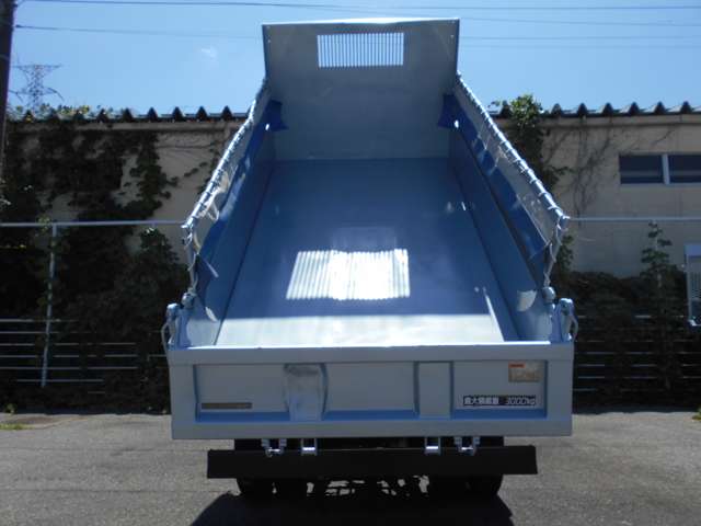 Mitsubishi Fuso Canter 10