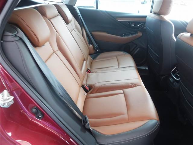 Subaru Legacy Outback 13