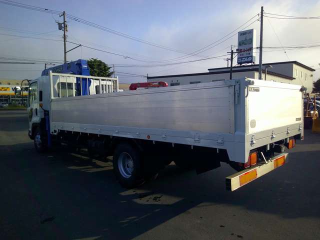 Isuzu Forward 4