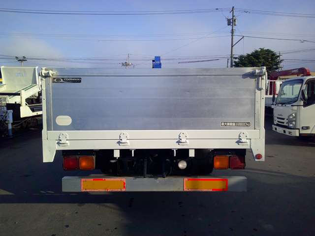Isuzu Forward 5