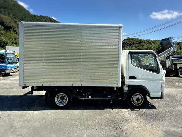 Mitsubishi Fuso Canter 7