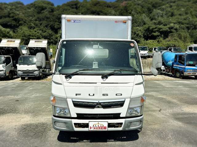 Mitsubishi Fuso Canter 8