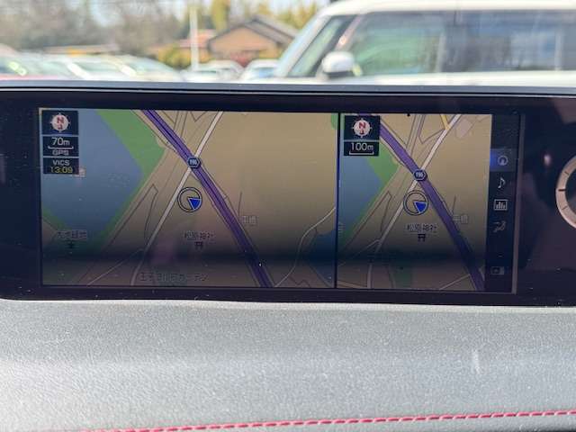 Lexus UX 8