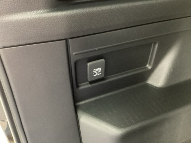 Honda N-VAN 10