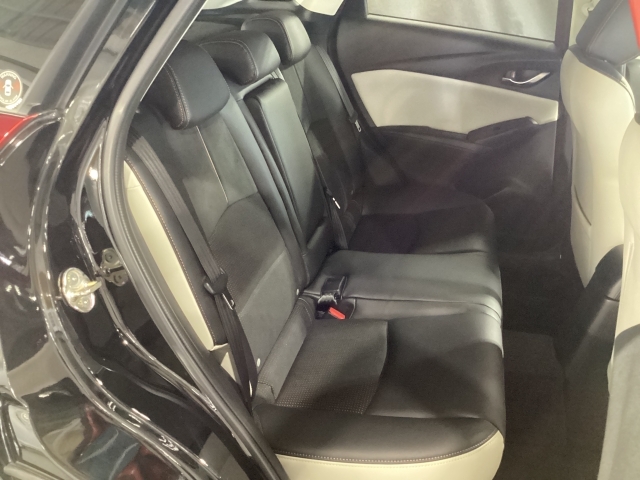 Mazda CX-3 10