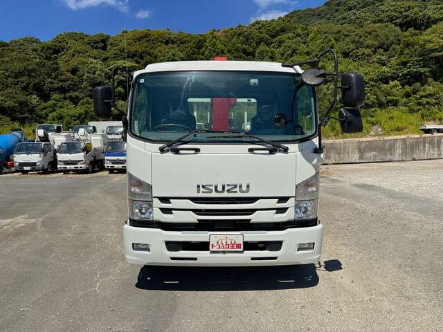Isuzu Forward 8