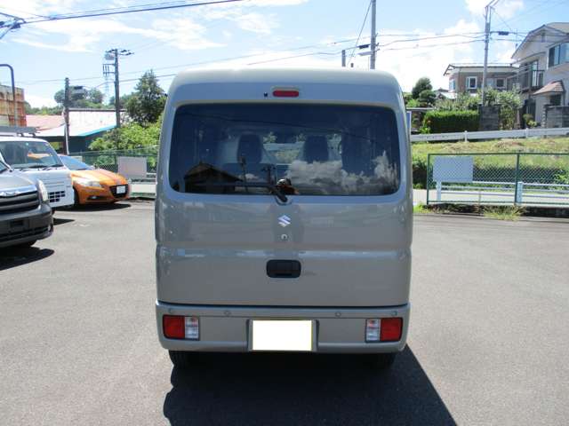 Suzuki Every 7