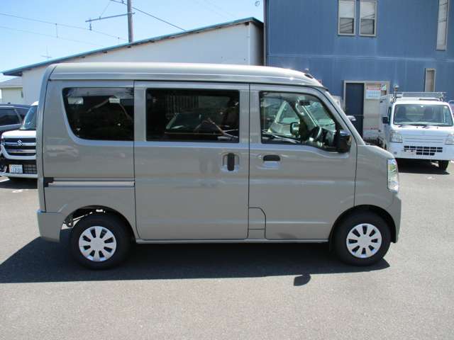 Suzuki Every 8