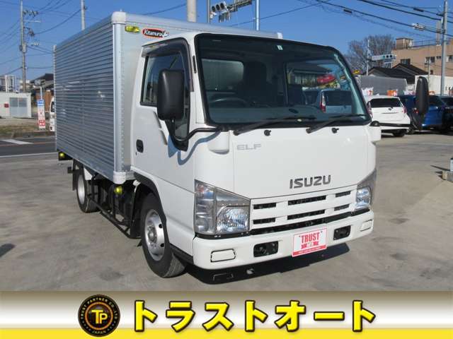 Isuzu Elf 6