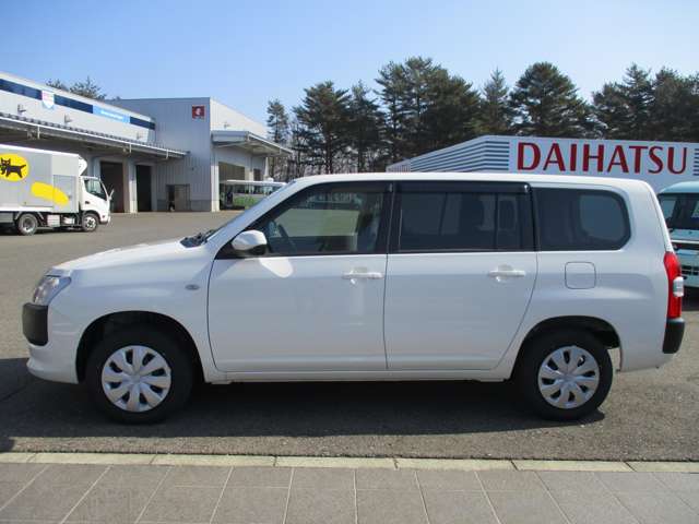 Toyota Probox Van 8