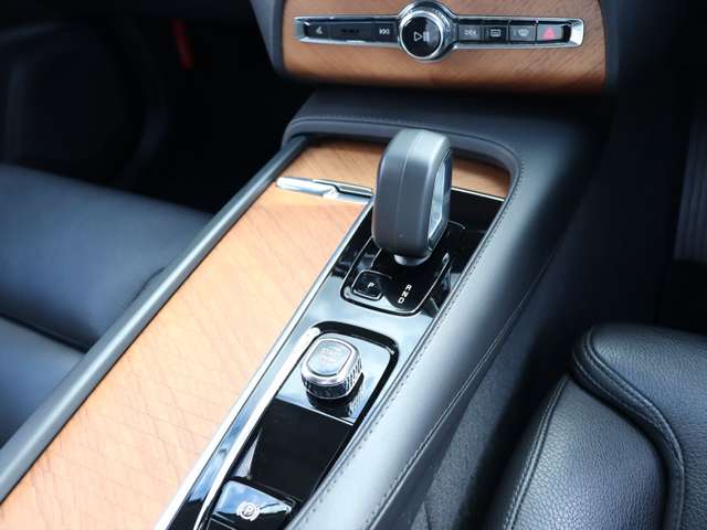 Volvo XC90 6