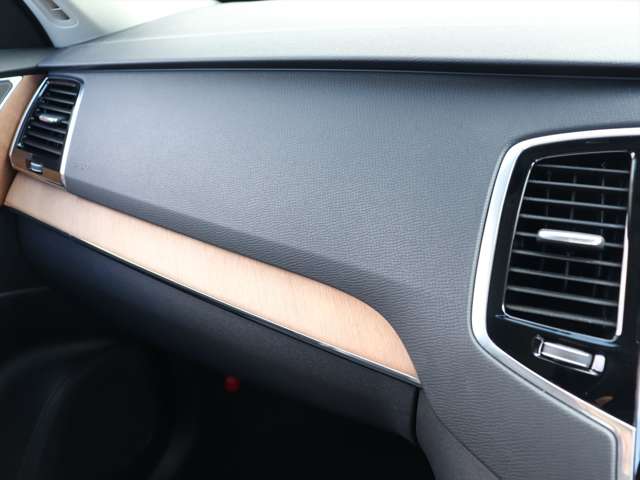 Volvo XC90 8