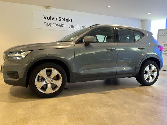 Volvo XC40 8