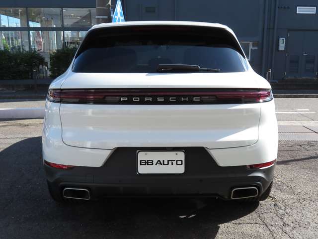 Porsche Cayenne 12