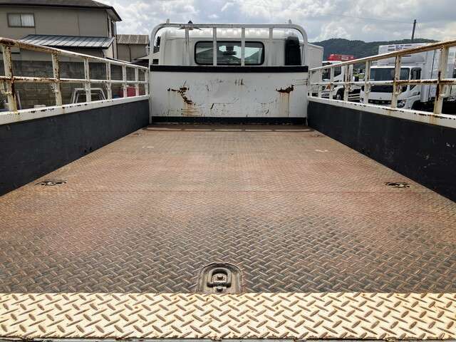 Hino Dutro 10