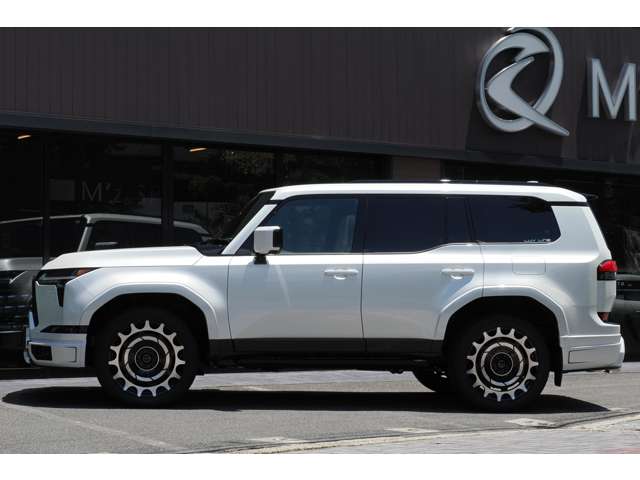 Lexus GX 2