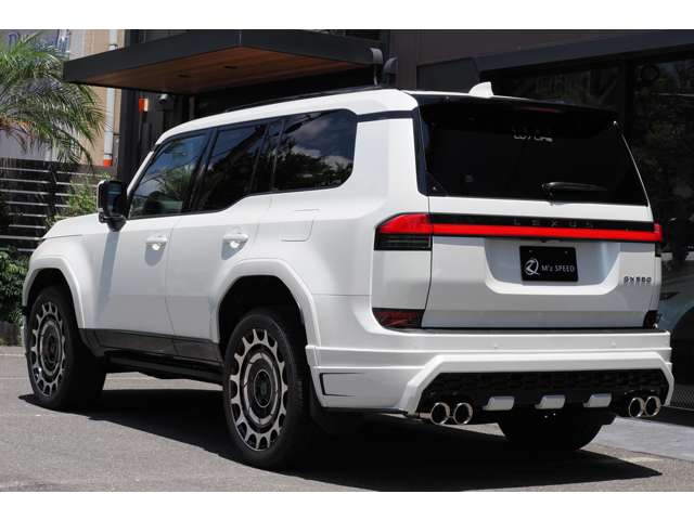 Lexus GX 3