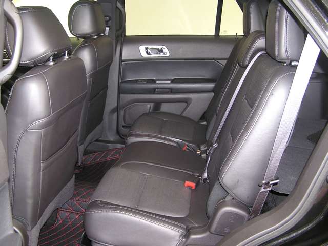 Ford Explorer 11