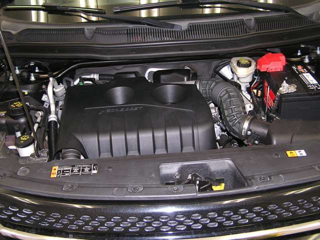Ford Explorer 9